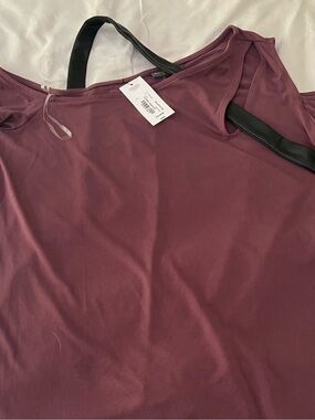 Women's Long Sleeve Off-Shoulder Top in Mauve